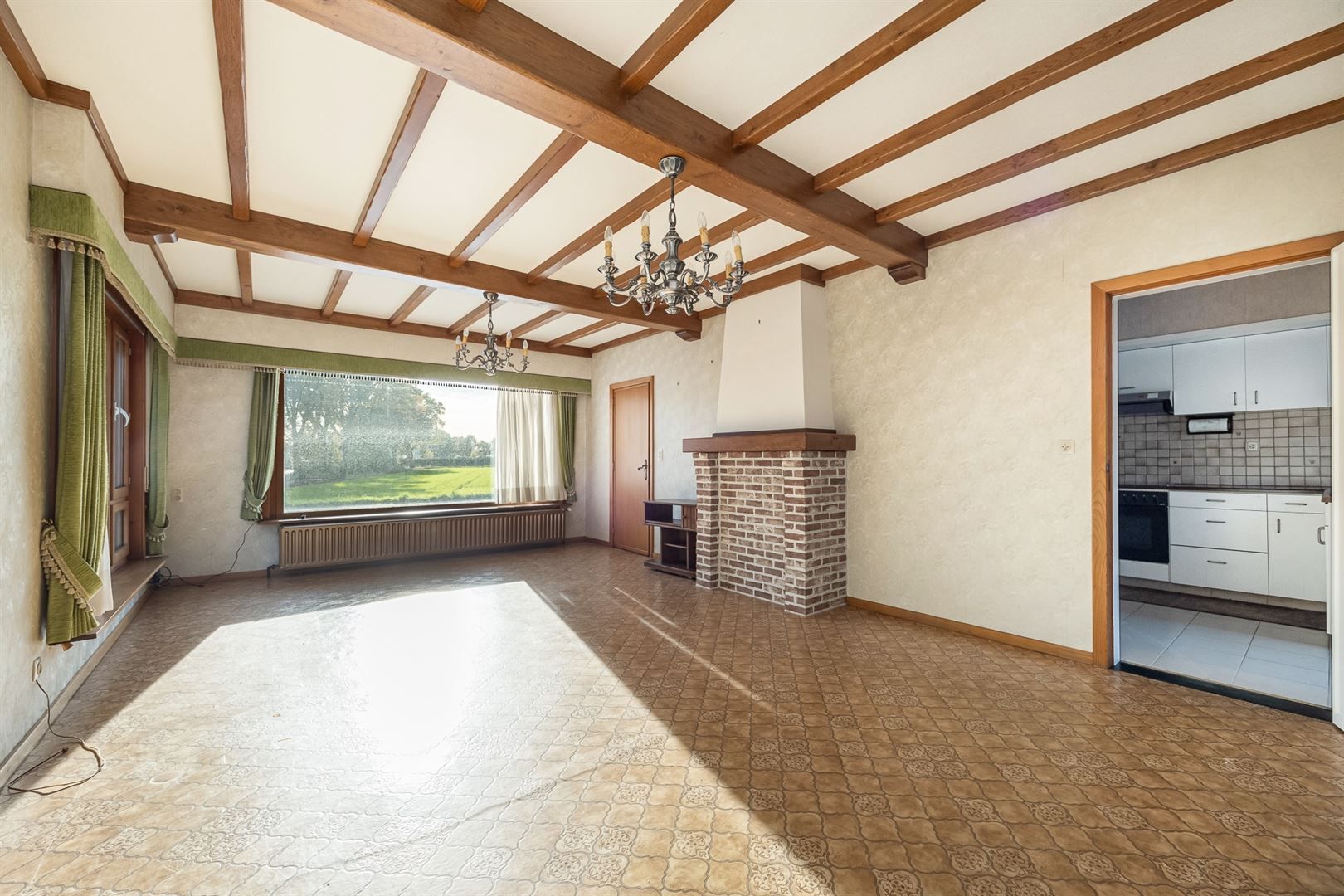 Goed gelegen OB met grote tuin! foto 4