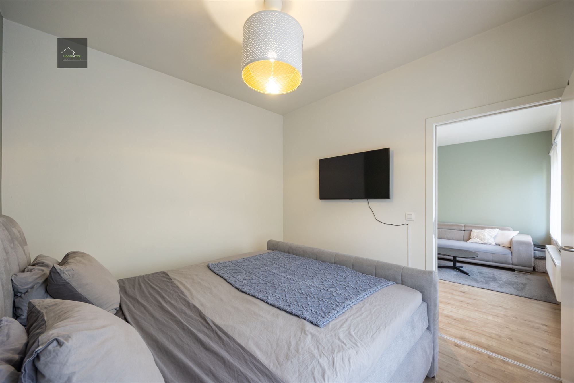 Gelijkvloers appartement met zeer grote tuin foto 6