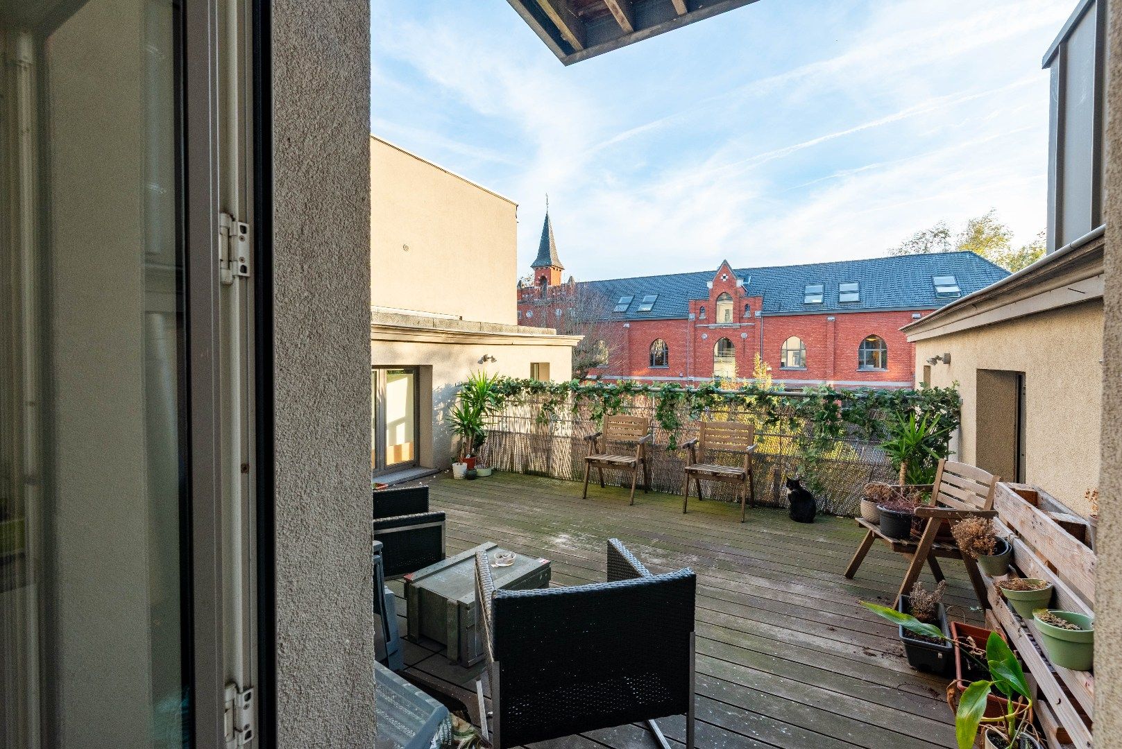 Uniek en luxueus appartement in prachtig gebouw op Zurenborg foto 16