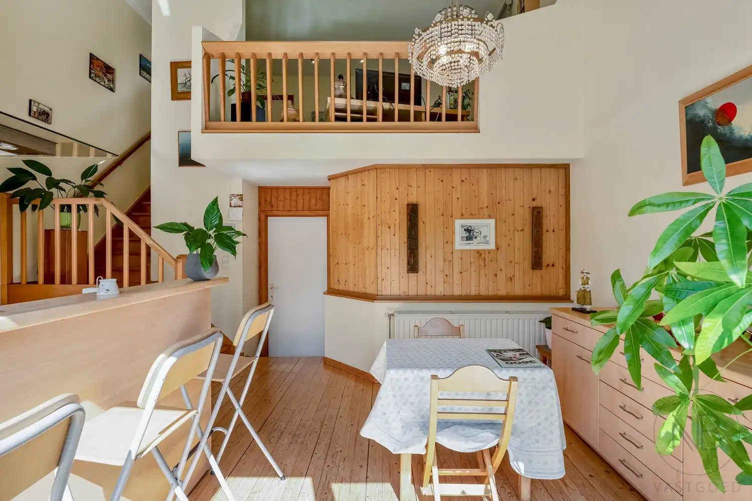 Een uitzonderlijke eigendom voor ondernemers en zelfstandigen die wonen en werken op één locatie willen combineren. foto 22