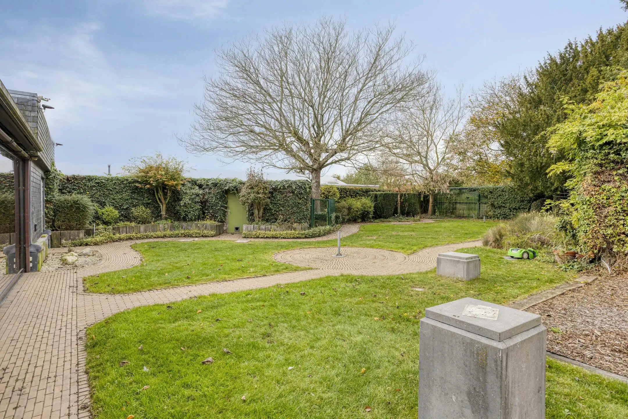 Huis te koop in Ieper met 3 kamers, tuin en garage foto 13