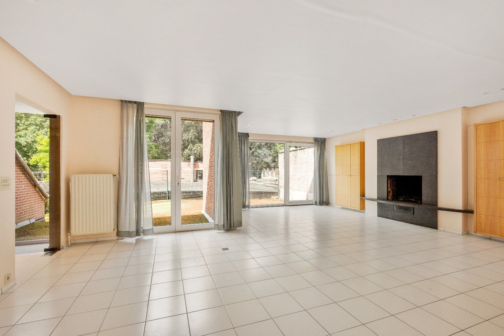 Uniek handelspand met duplexappartement op een toplocatie in Dadizele foto 9