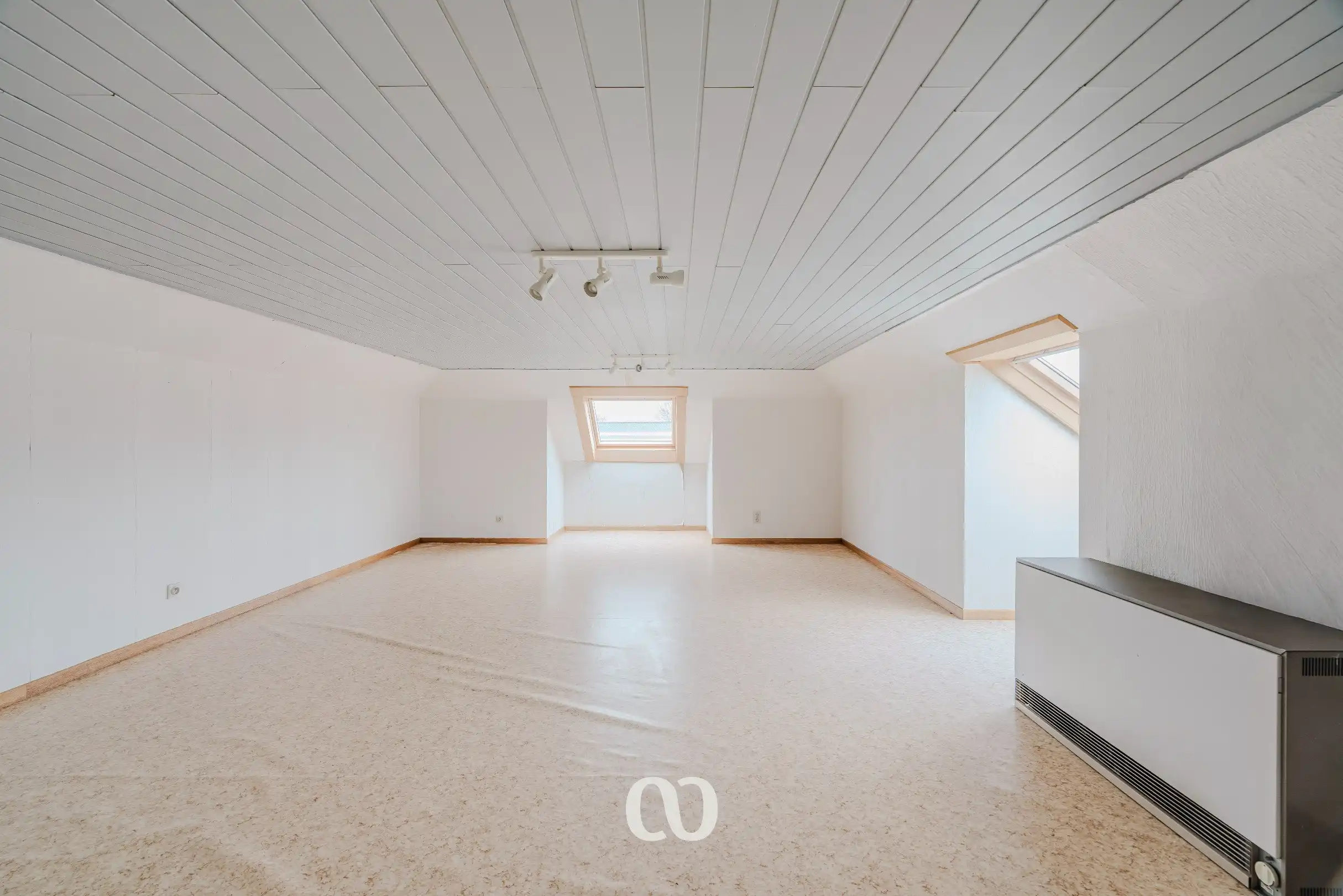 Zeer ruime woning met uitbreidingsmogelijkheden in rustige woonwijk te Kruisem foto 12