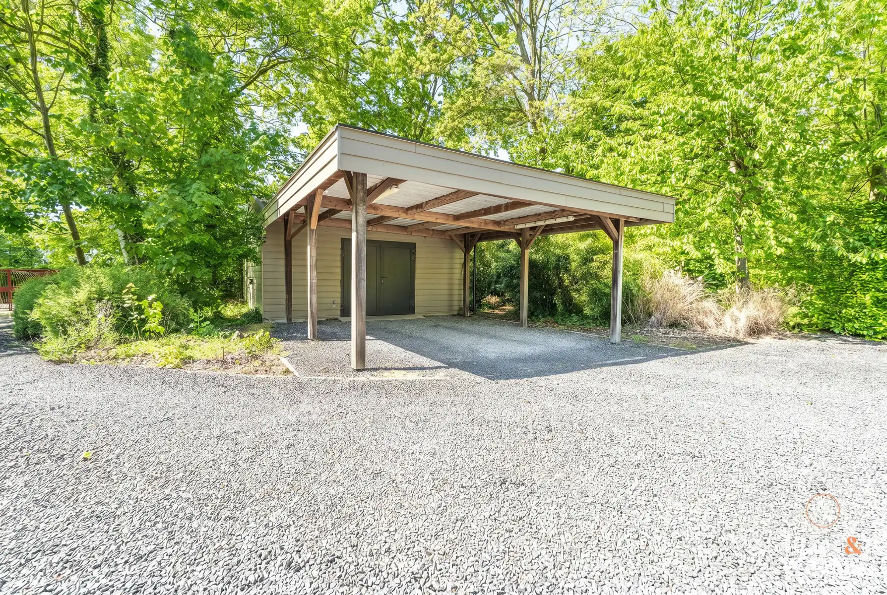 Ruime villa in het Bois de Strihoux foto 26