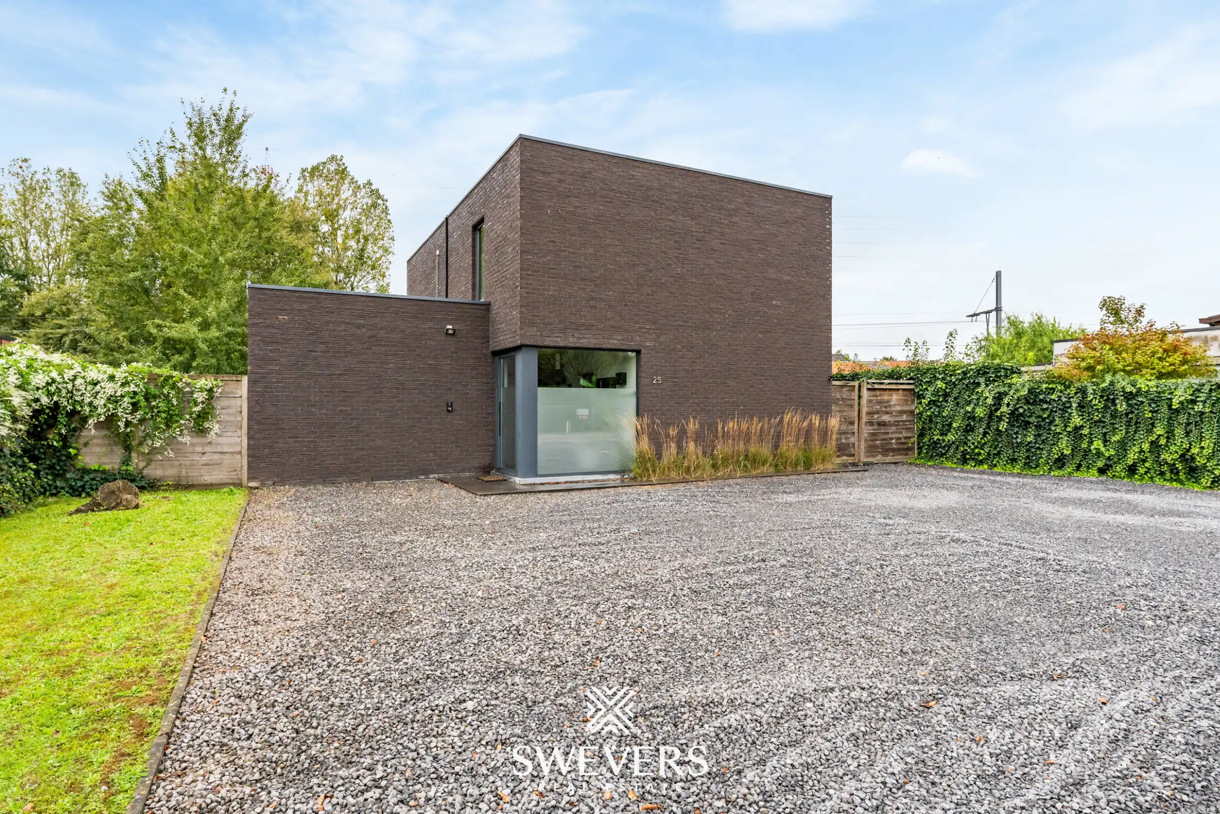 Recente en lichtrijke woning met zonnige zuidwestelijke tuin te Zonhoven:  foto 34