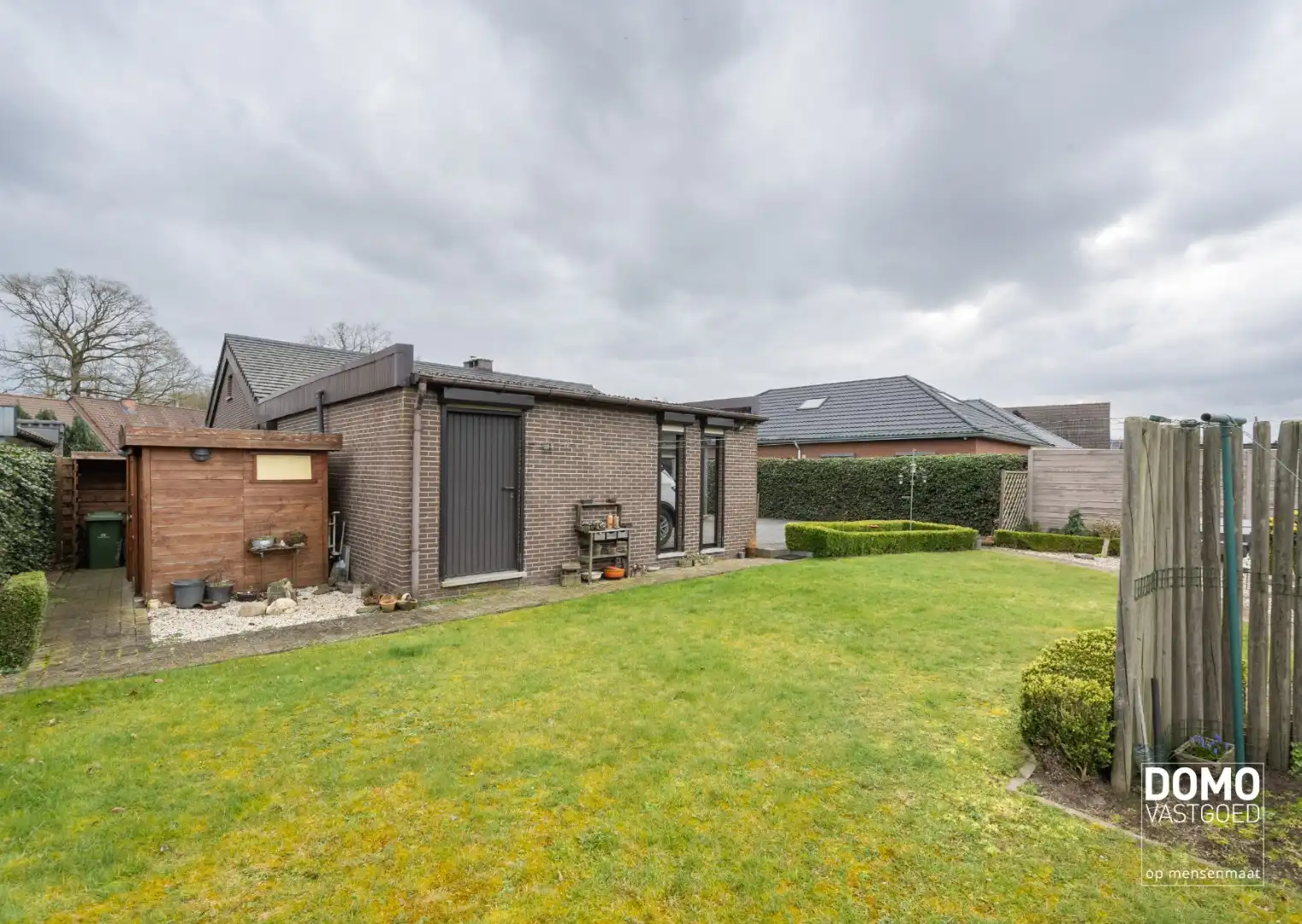DEELS GERENOVEERDE WONING MET 3 SLAAPKAMERS, GARAGE EN RUIME TUIN TE KOOP IN KERMT  foto 16