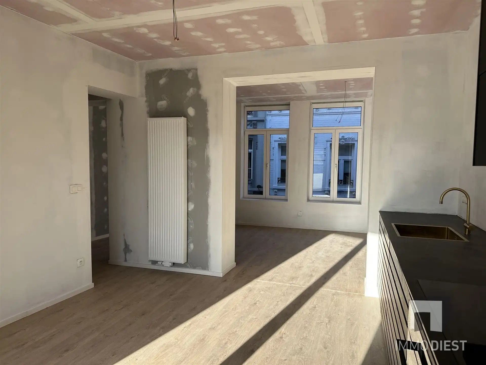 Knap appartement met terras en 2 slpks - centrum Diest - veel lichtinval foto 13