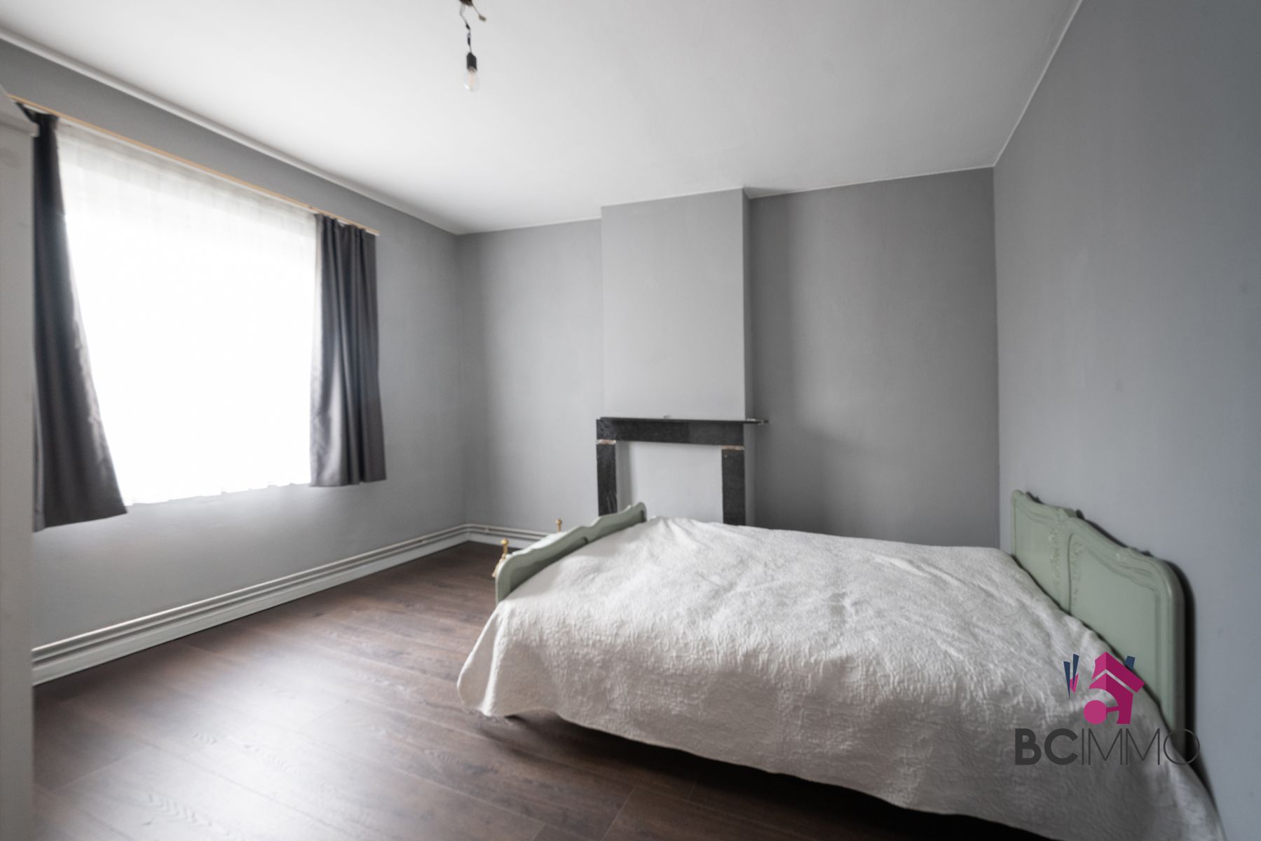 Karaktervolle woning met ruime tuin te Genk foto 15