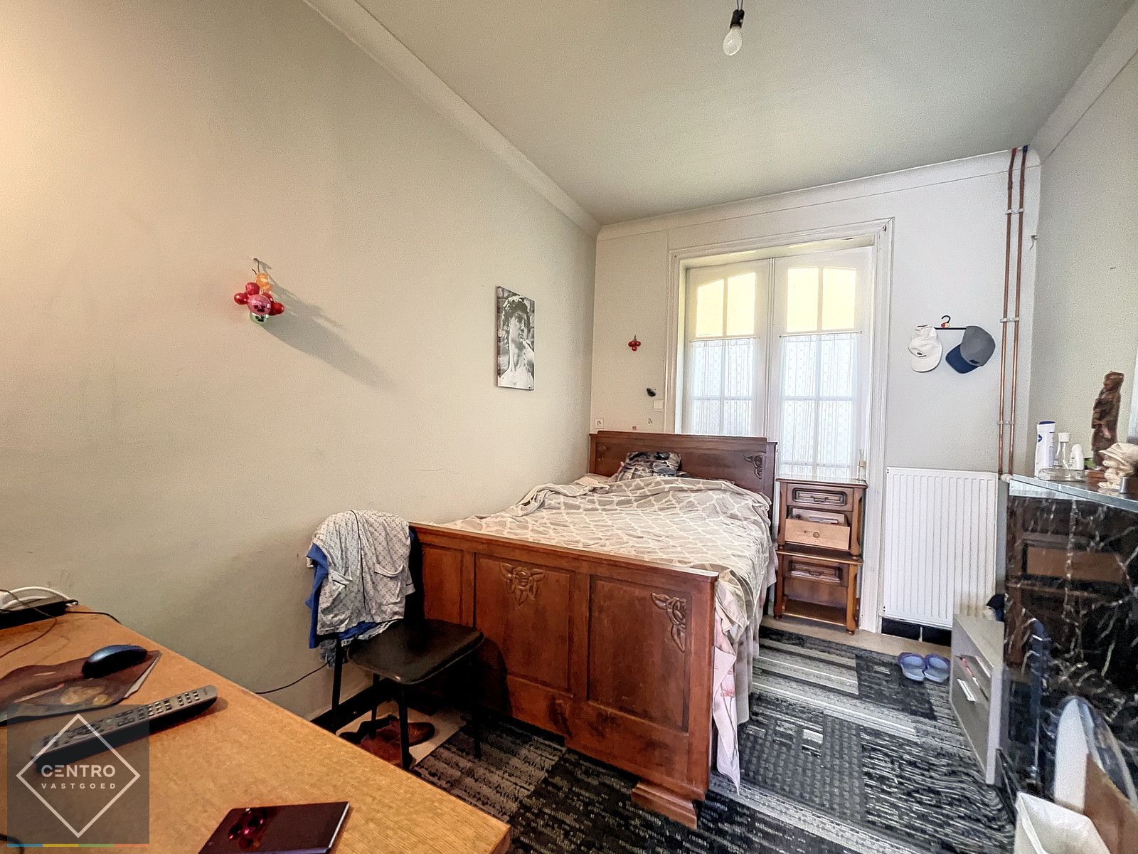 2 te renoveren woningen met garage te Roeselare! foto 6