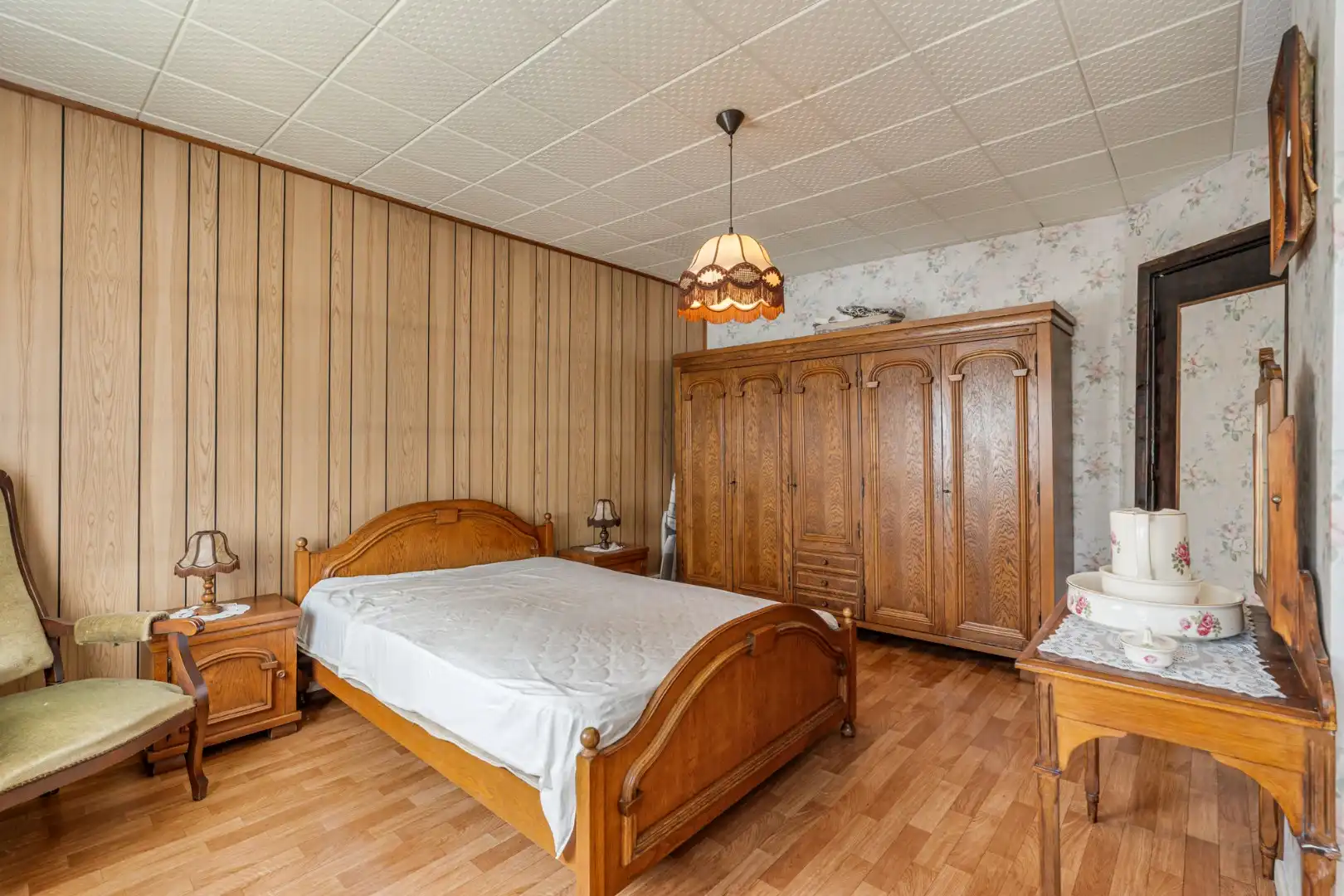 Halfvrijstaande gezinswoning met veel mogelijkheden op een perceel van 8are!  foto 24