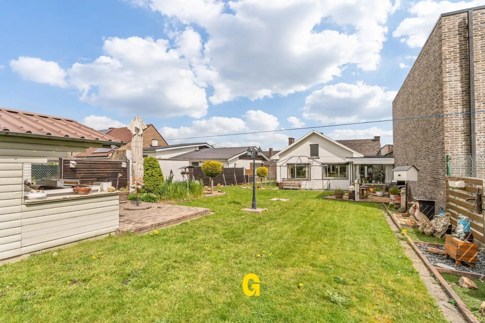 Te renoveren doch netjes verzorgde bungalow woning met tuin en garage op 5a 33ca in een aantrekkelijke buurt vlak aan het centrum foto 29