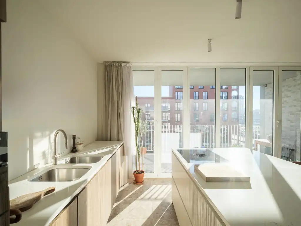 Luxueus 1-slaapkamerappartement met EPC A-score en zonnig terras aan de Nieuwe Dokken foto 2