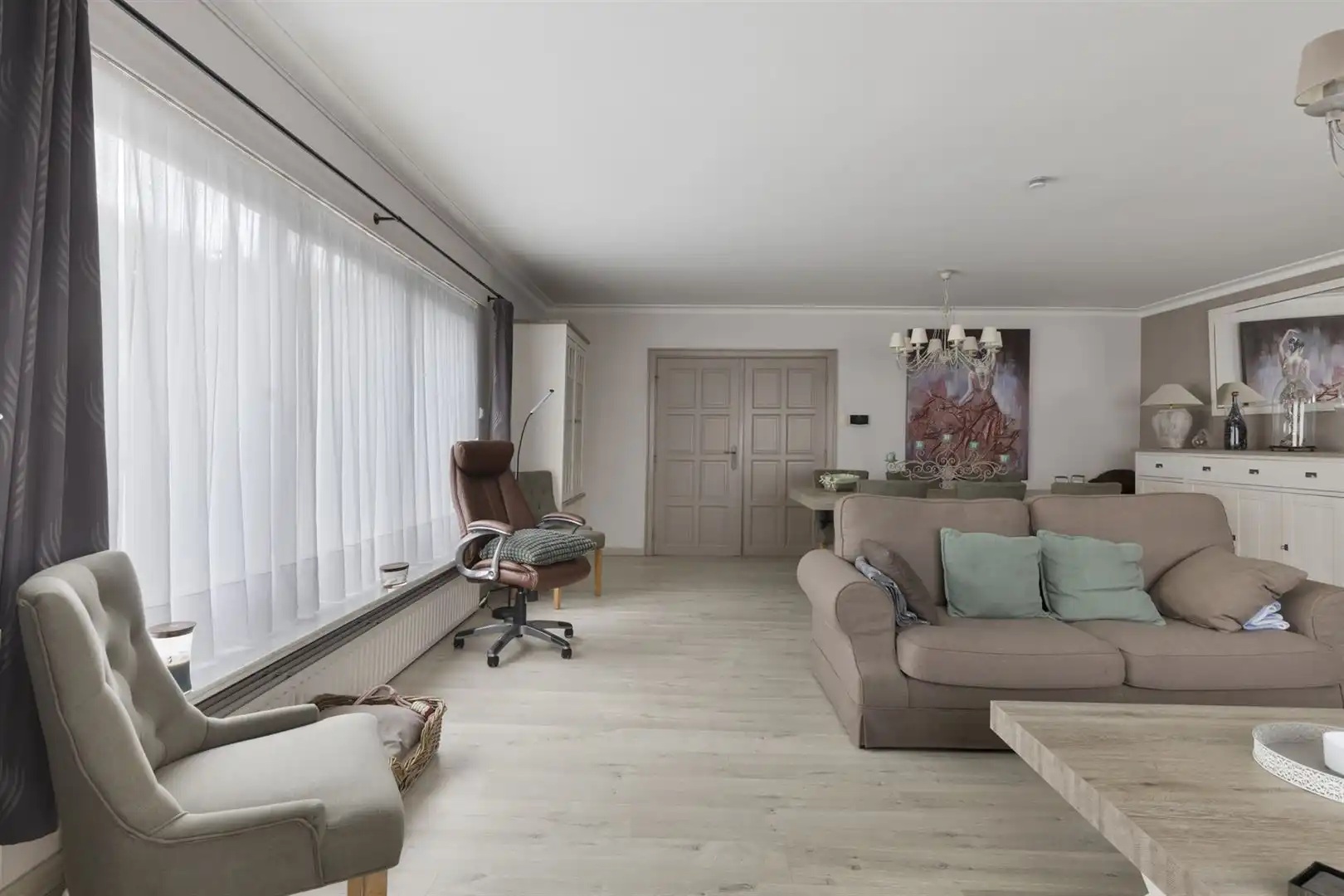 Handelswoning op commerciële toplocatie! foto 3