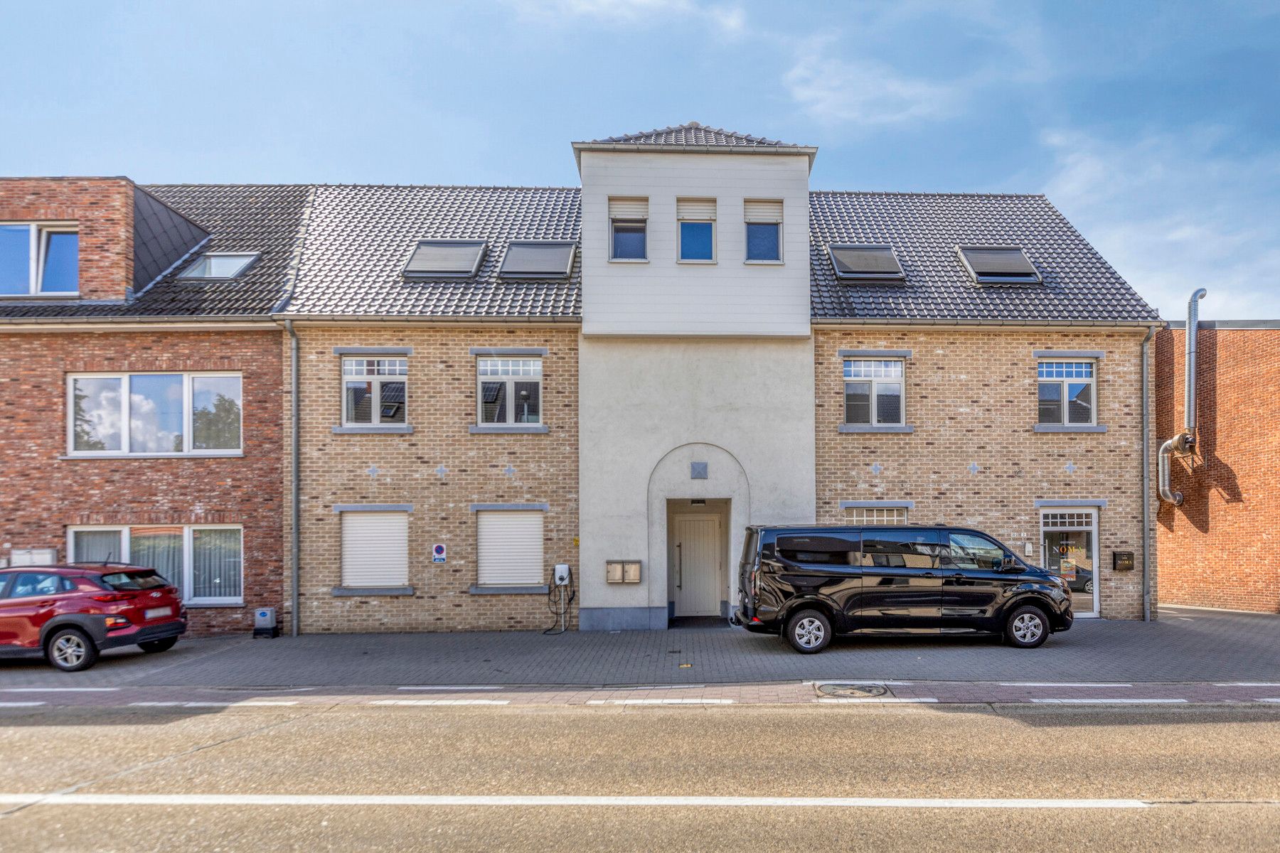 Ruim appartement met 40m² zonnig terras in Dessel foto {{pictureIndex}}