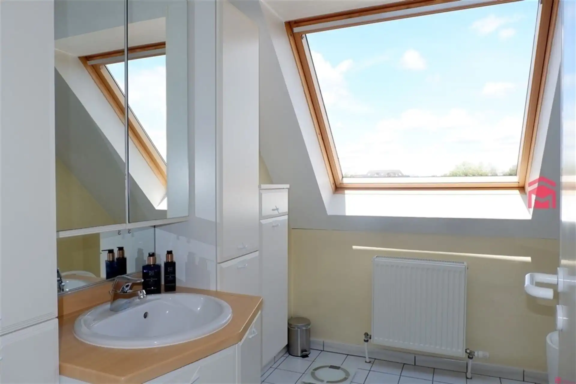 Duplex-appartement met 2 terrassen in centrum Kuurne foto 12