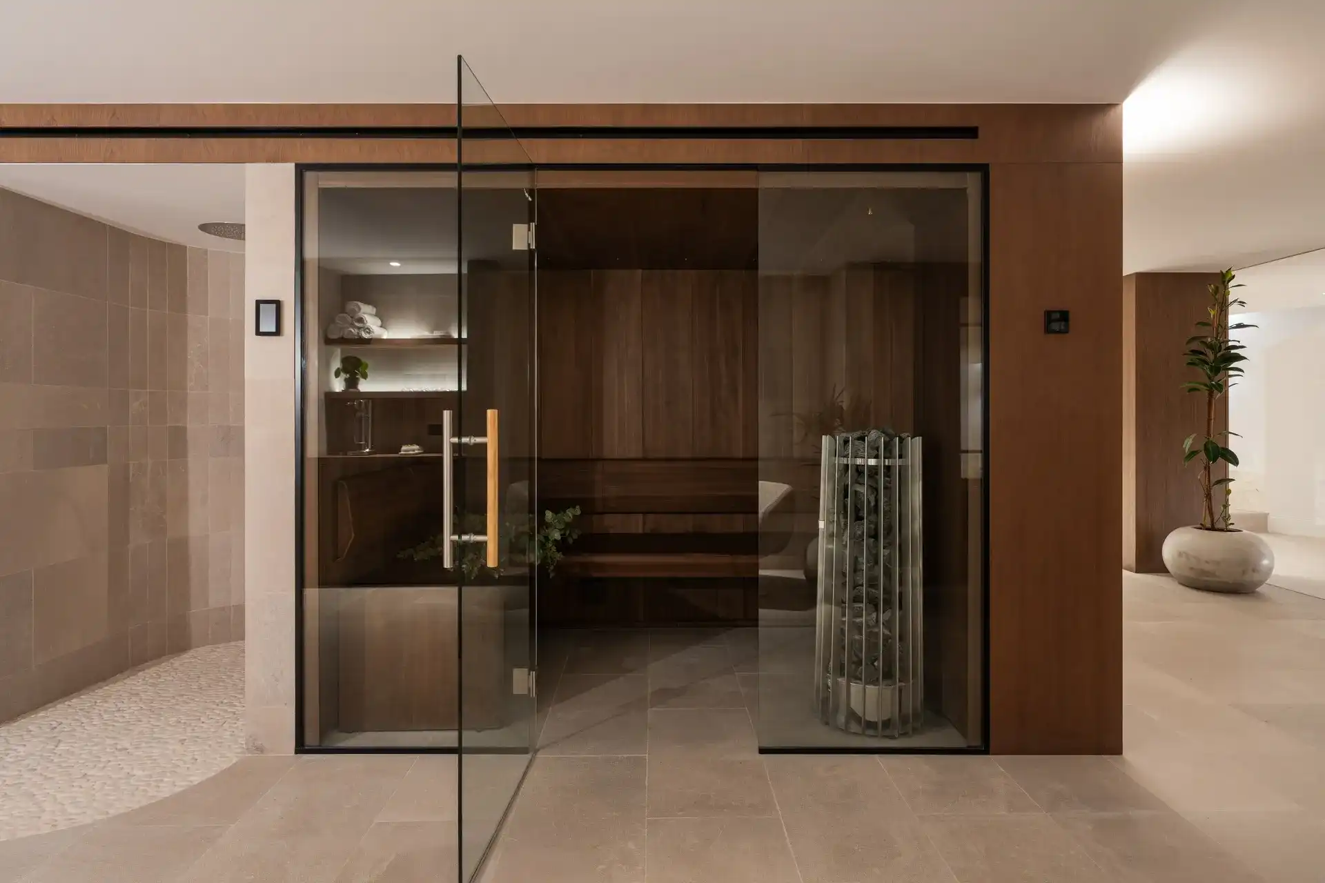 Architecturale topvilla met wellness en zeezicht in het exclusieve La Quinta foto 21