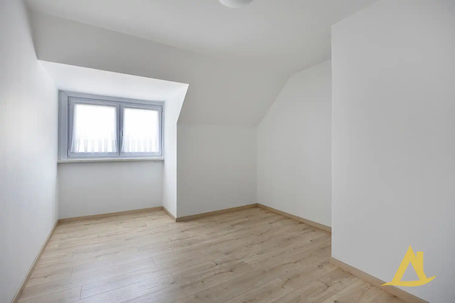 RUIM APPARTEMENT IN HET CENTRUM VAN DIEST! foto 18