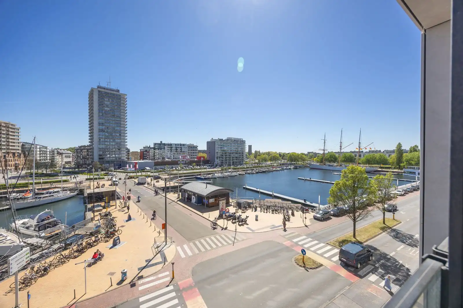 Prachtig appartement met uniek zicht op de jachthaven van Oostende foto 3