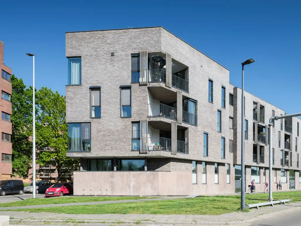 Stijlvol appartement met dakterras, waterzicht en EPC A-score nabij het centrum van Gent. foto 17