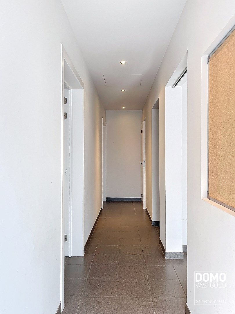 MODERNE PRAKTIJKRUIMTE/KANTOORRUIMTE TE HUUR IN KERMT foto 4