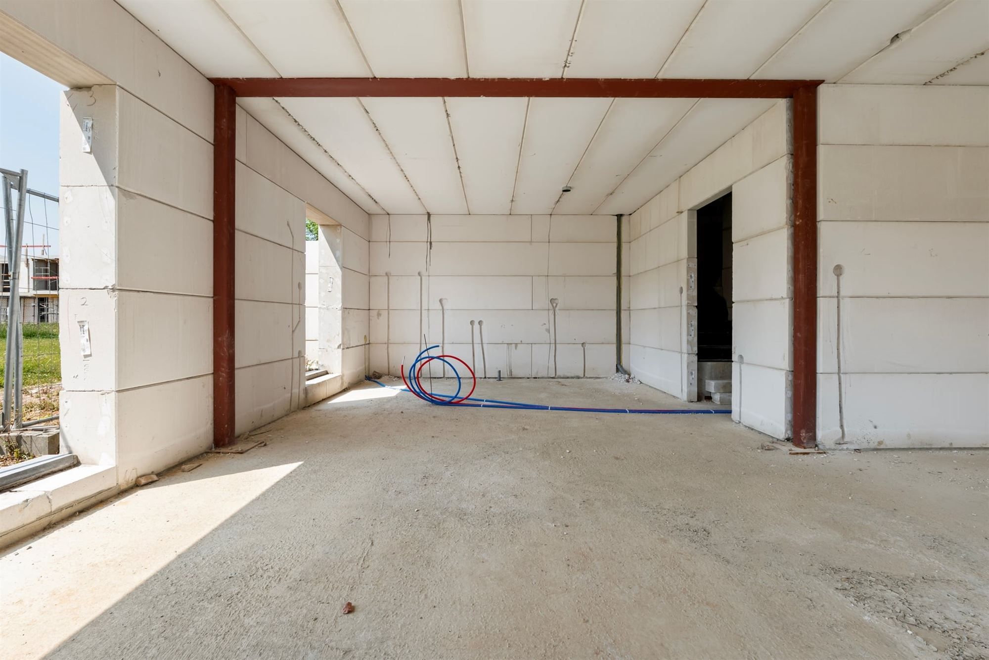 CASCO HALFOPEN BEBOUWING IN MODERNE STIJL MET CARPORT IN ALKEN foto 15