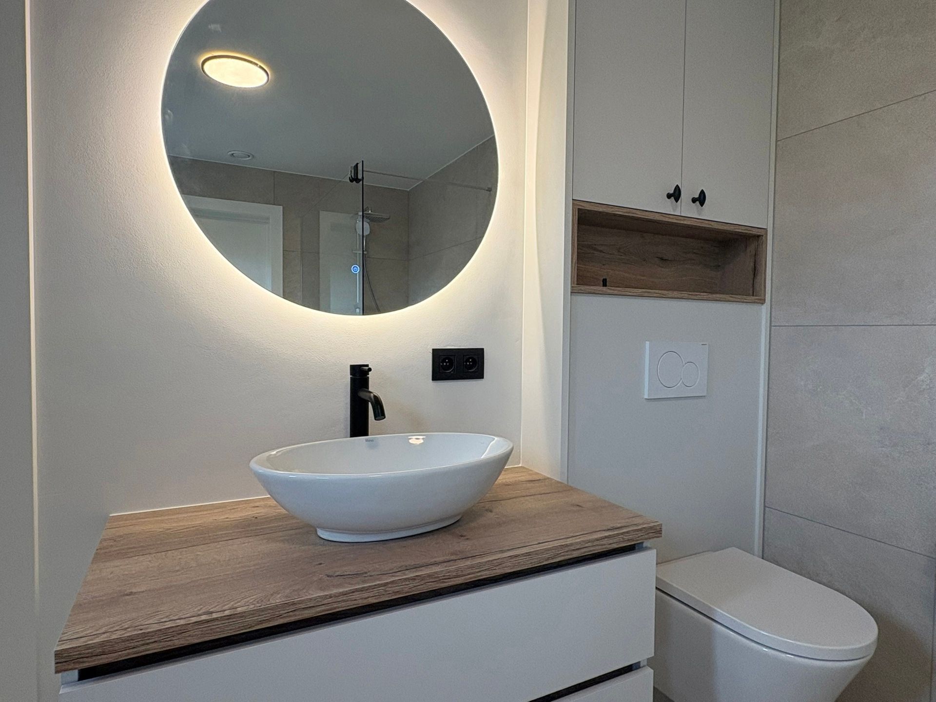 Volledig gerenoveerde gezinswoning met tuin en carport  foto 5