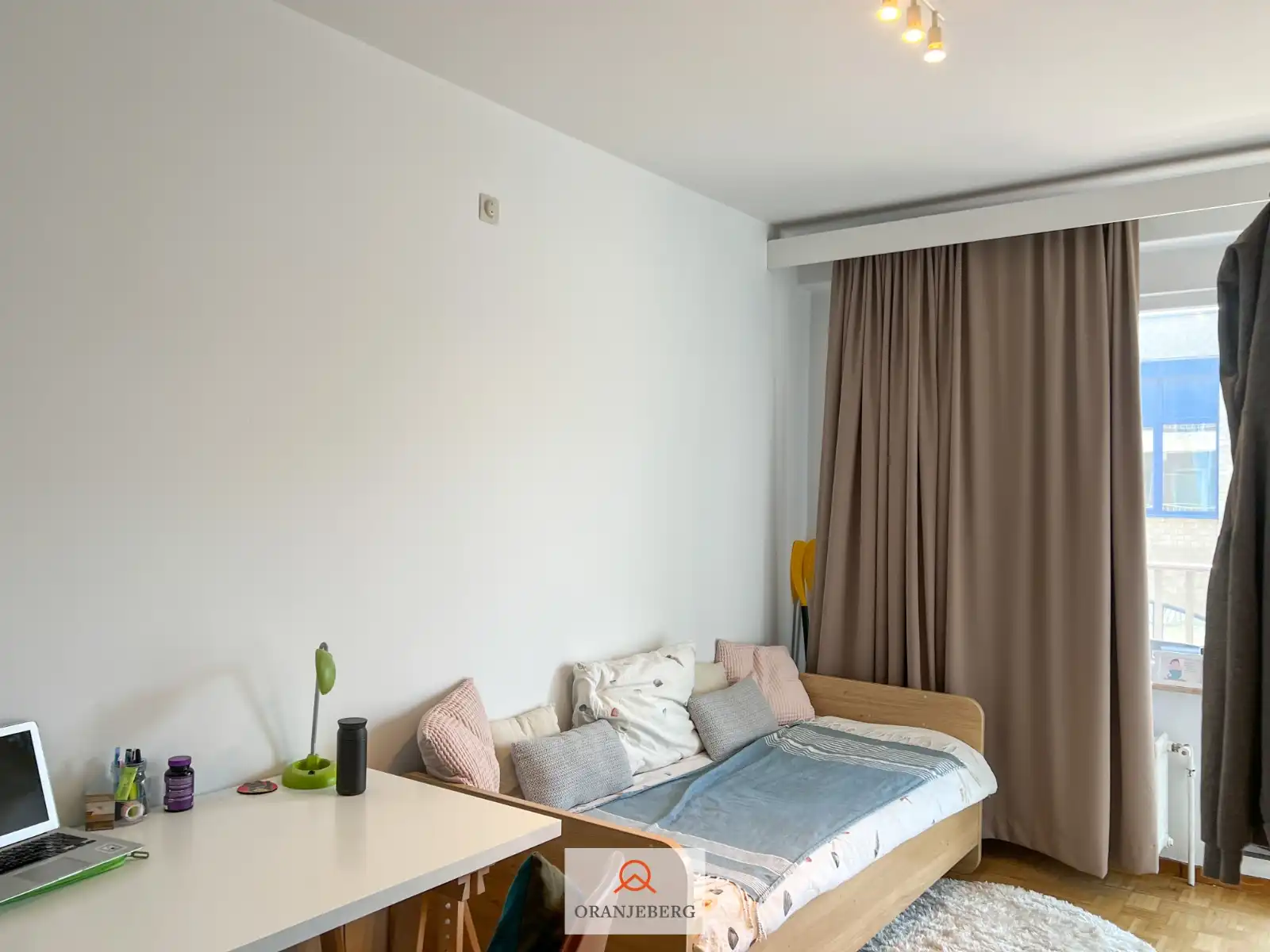 2-slaapkamer appartement vlakbij het Zuidpark! foto 18