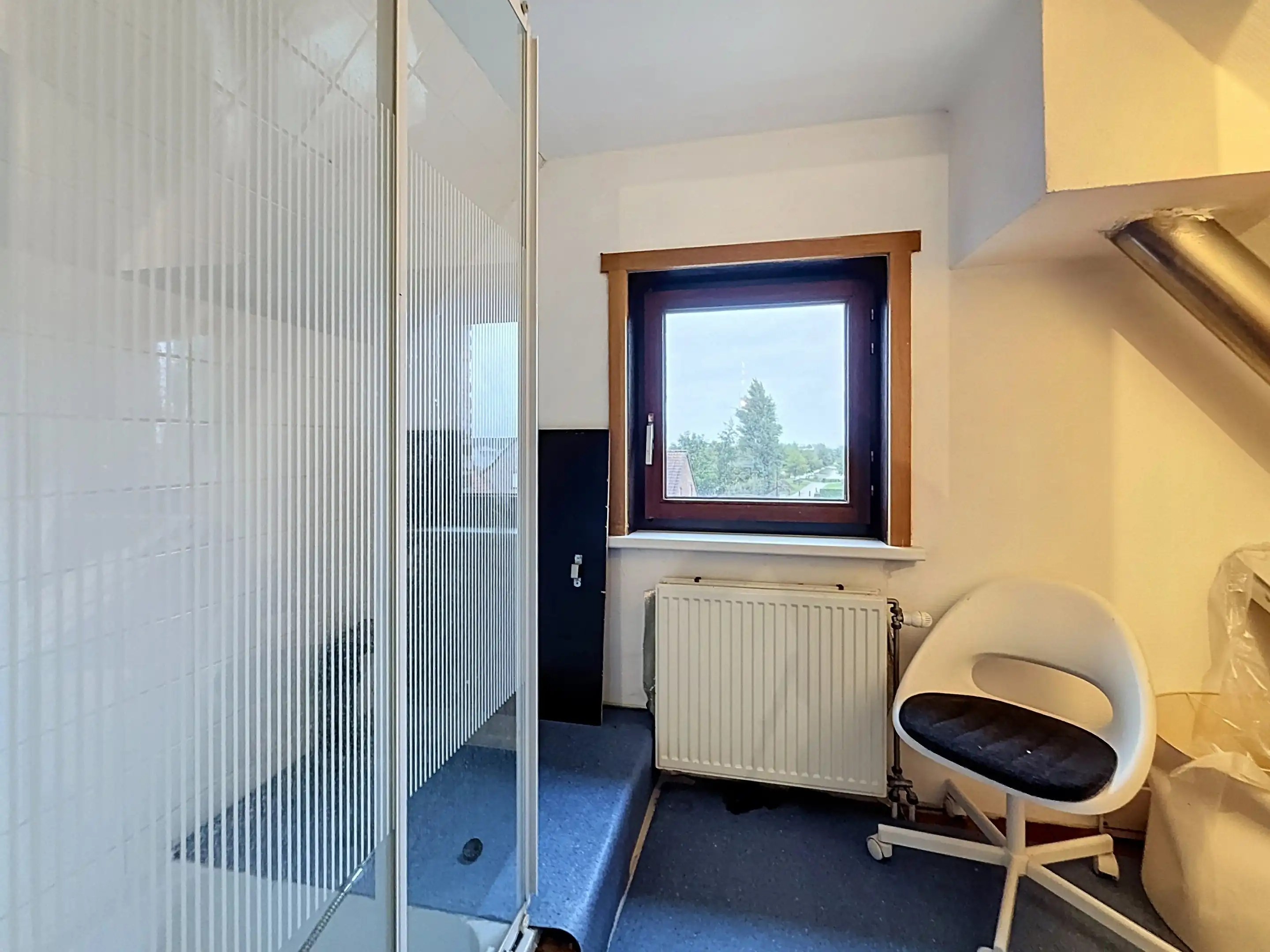 Goed gelegen woning met dubbele garage. foto 11