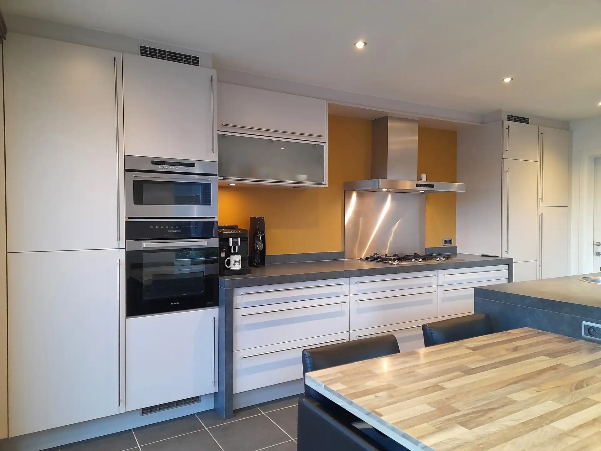 Energetisch gerenoveerde en goed onderhouden woning met grote tuin  foto 6