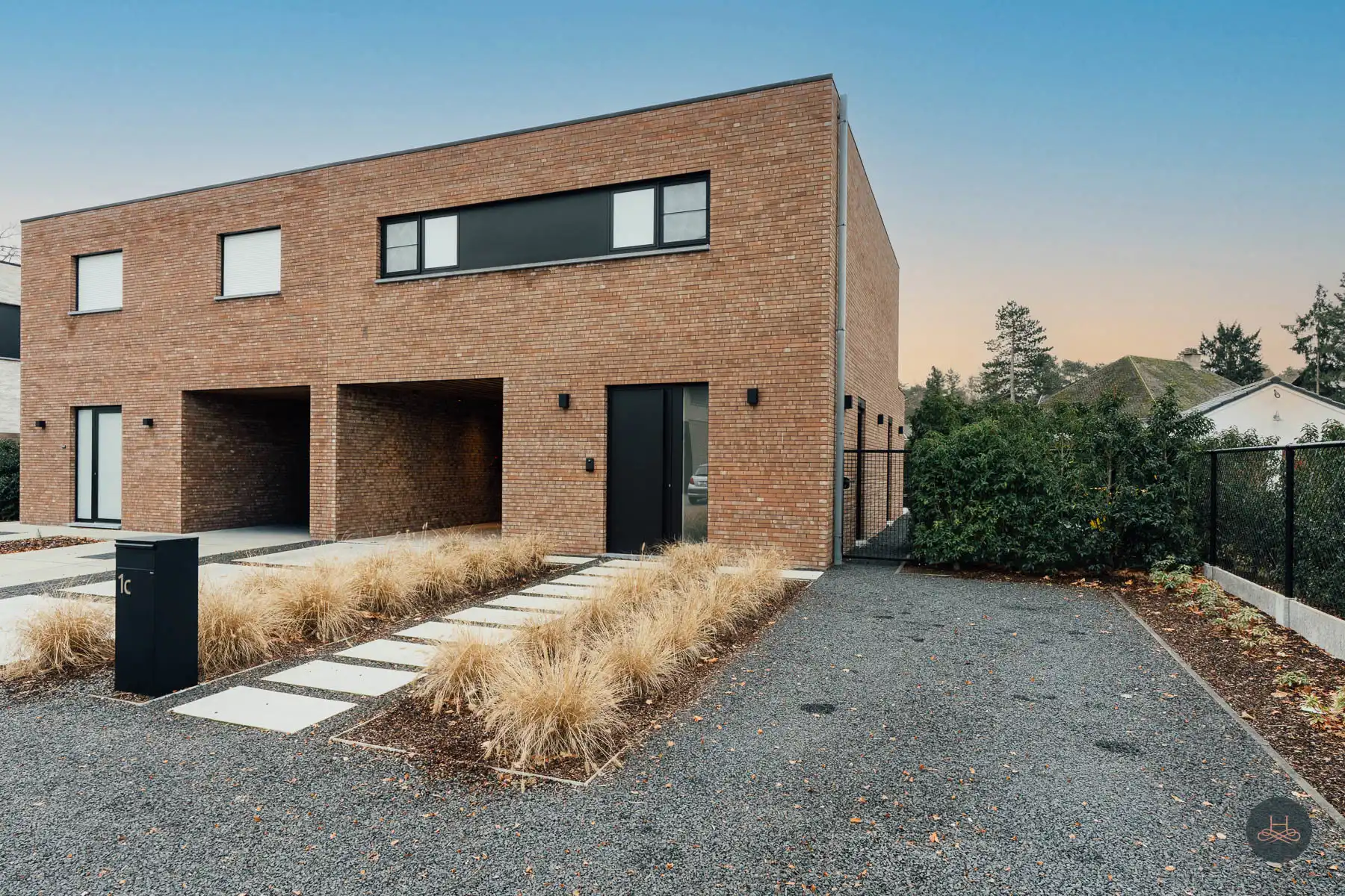 Hoogwaardig afgewerkte woning in rustige doodlopende straat  foto 2