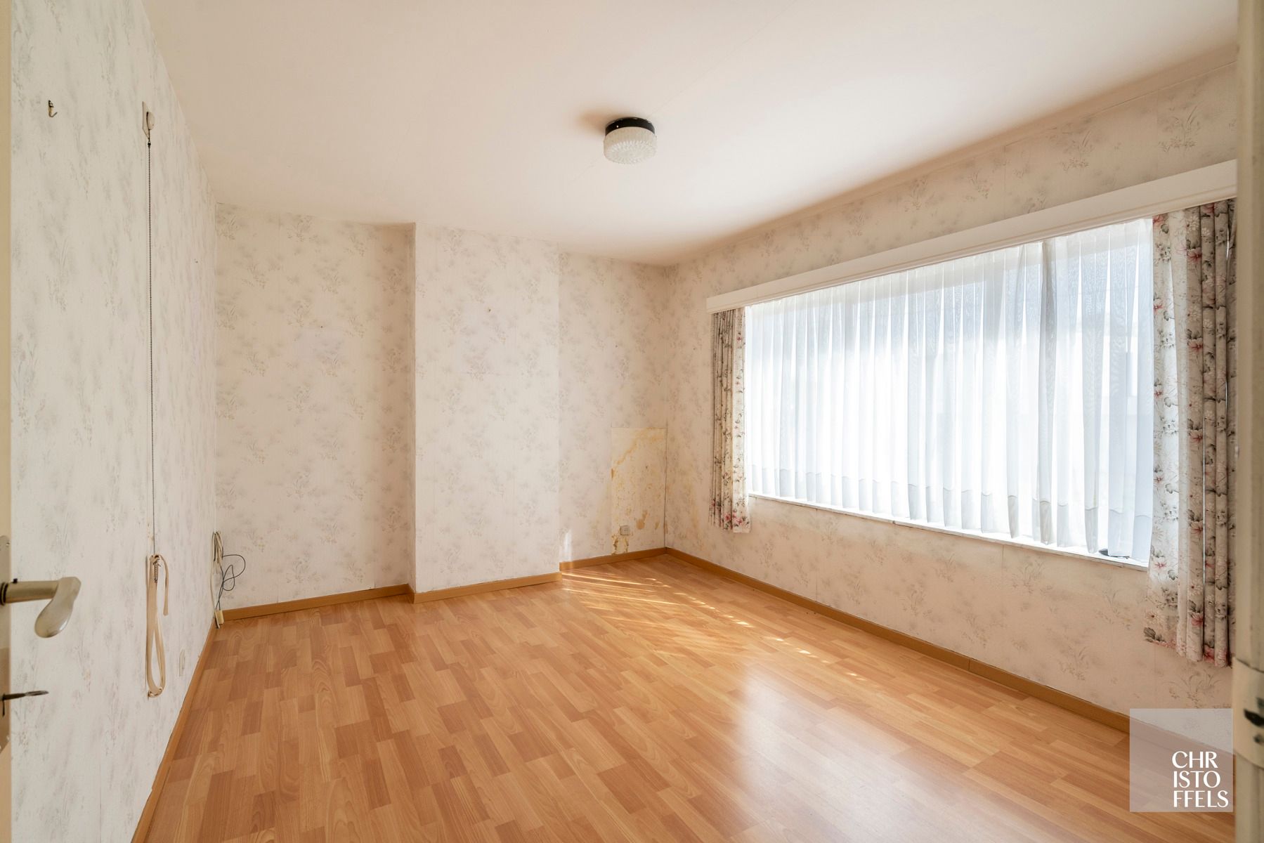 Woning met potentieel op een perceel van 983m² in Eigenbilzen! foto 12