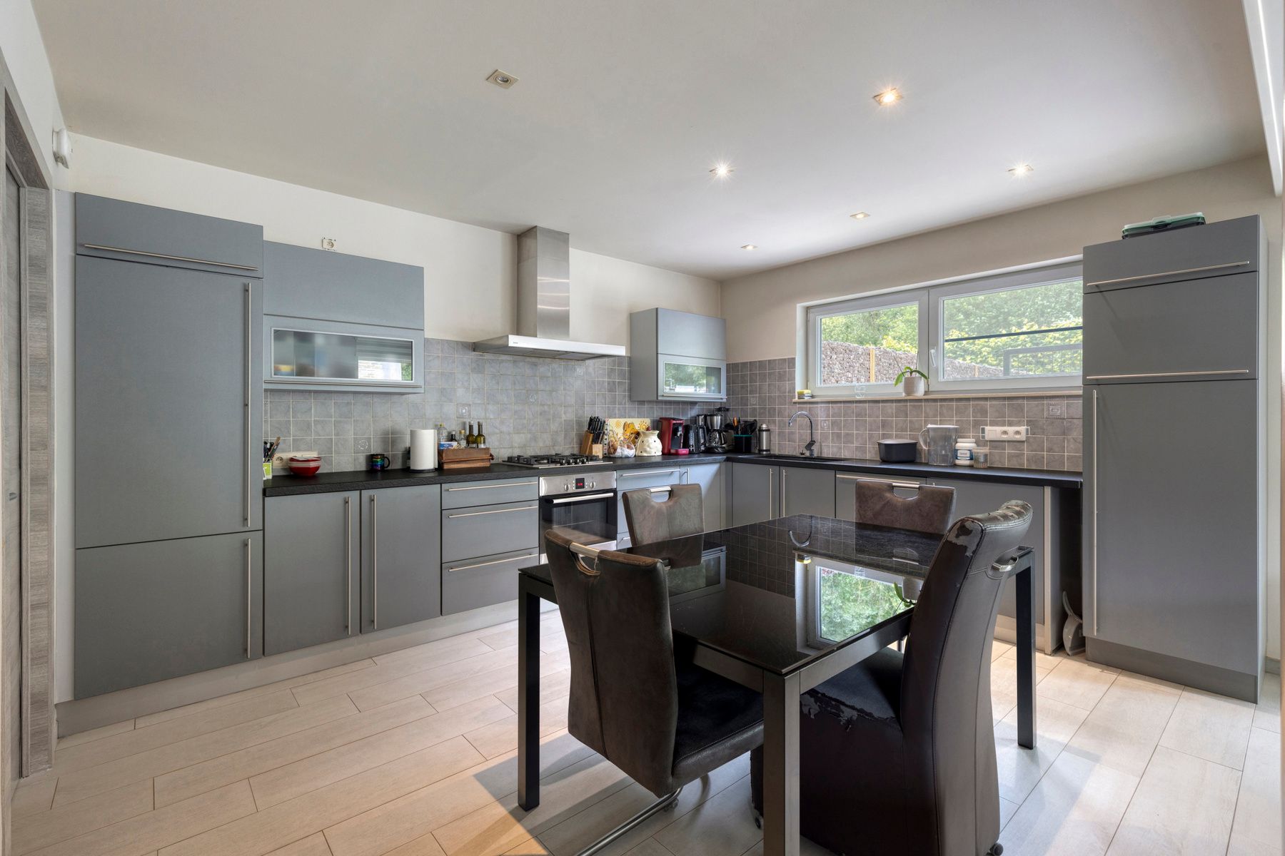 Ruime en instapklare 3-gevelwoning in rustige omgeving foto 10
