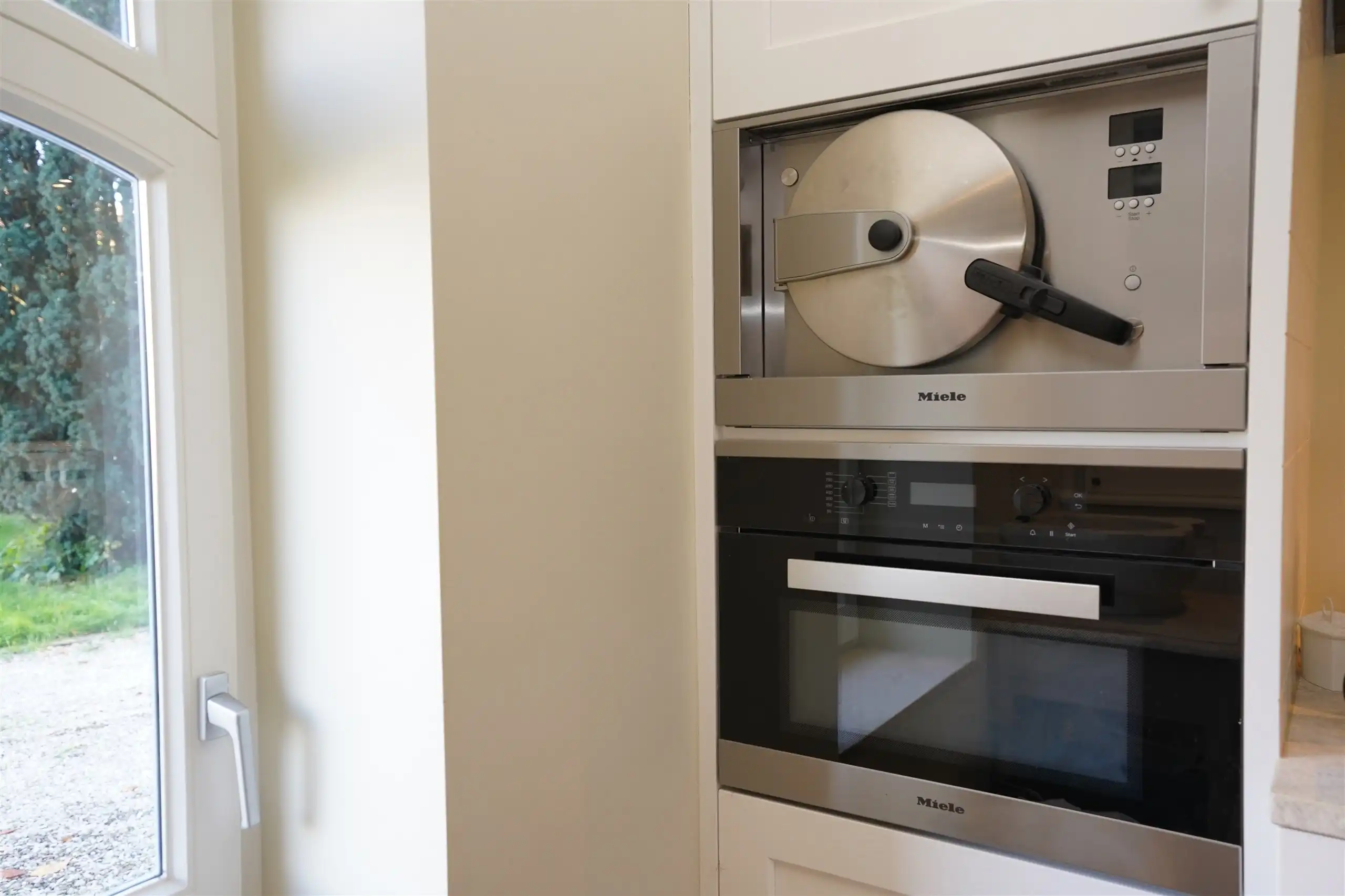 Waar stilte fluistert – verborgen parel op 3500 m² + atelier foto 16