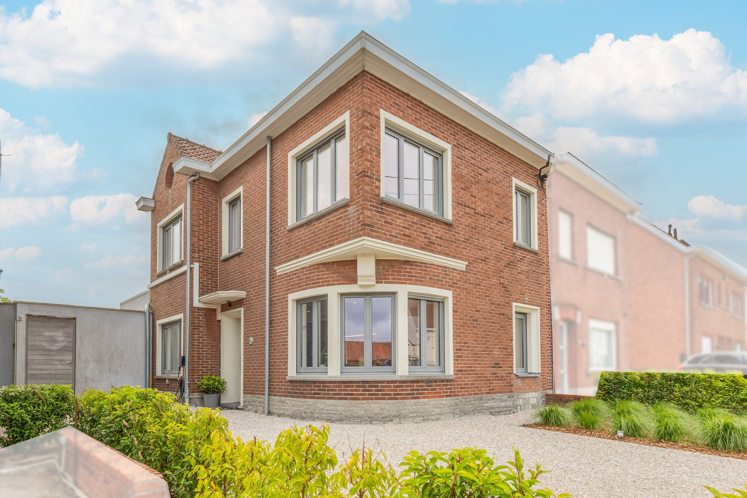 Unieke en recent gerenoveerde woning foto 20