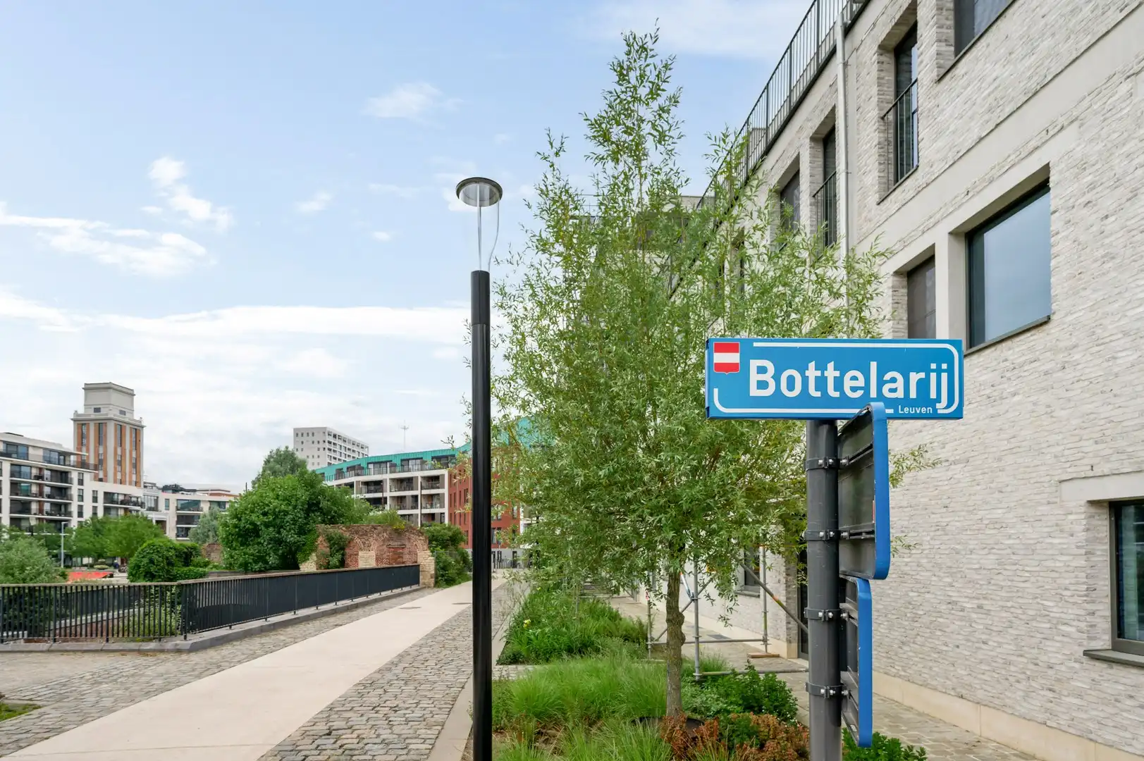 Garage te huur Sluisstraat 3 - - 3000 Leuven