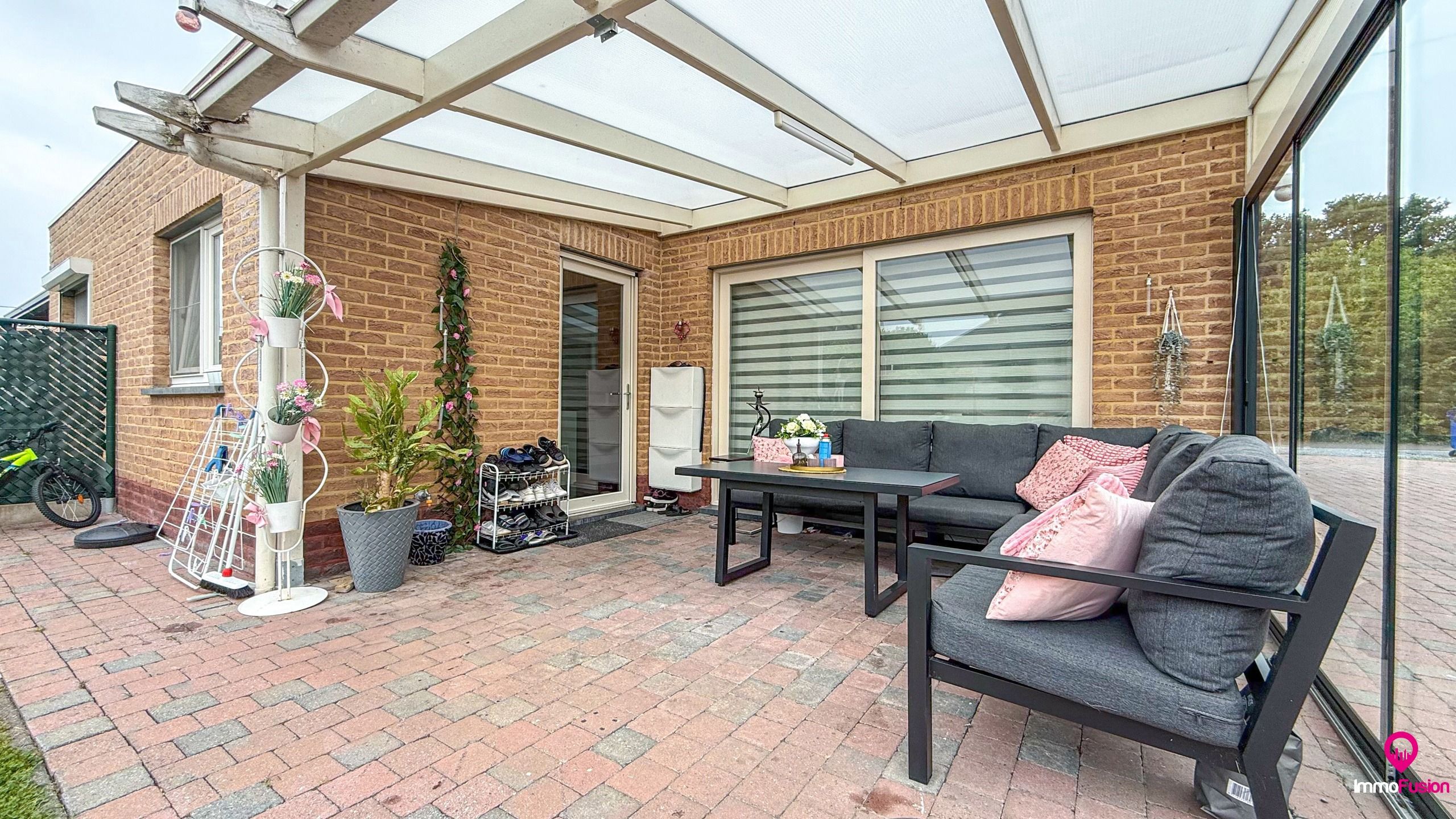 Instapklare woning met 3 slpks, tuin en garage in Lillo! foto 37
