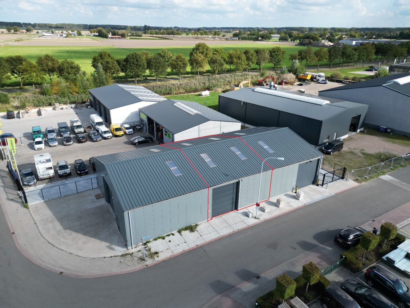 Veelzijdige loods met uitbreidbaar buitenterrein foto 3