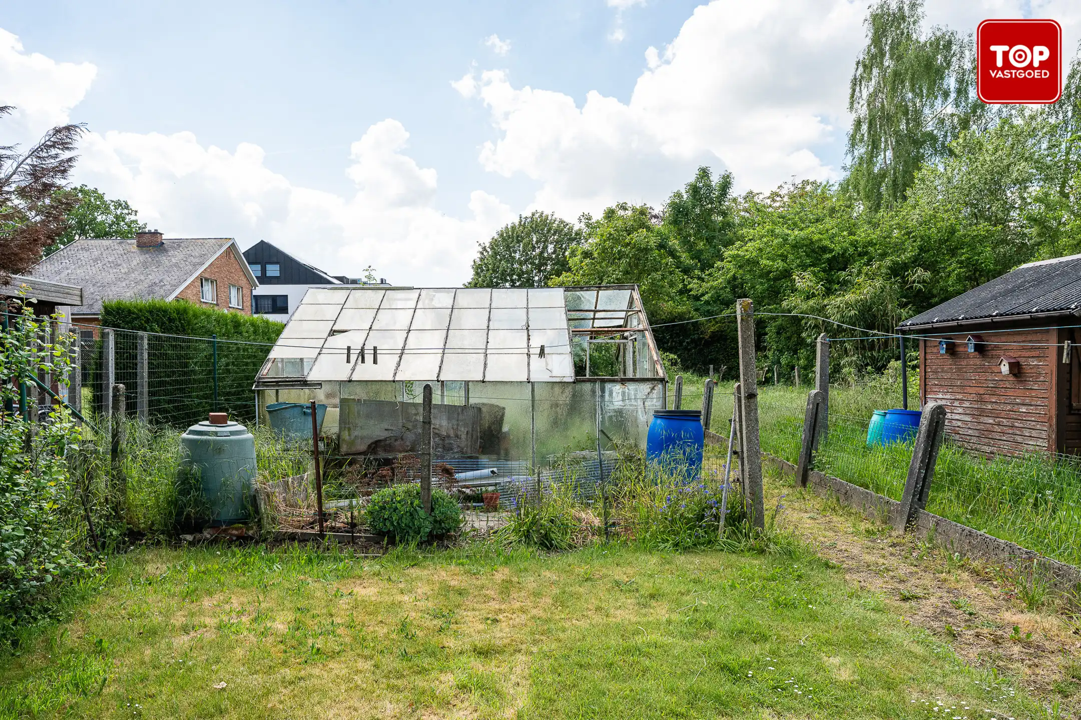 Te renoveren woning met zonnige tuin foto 17