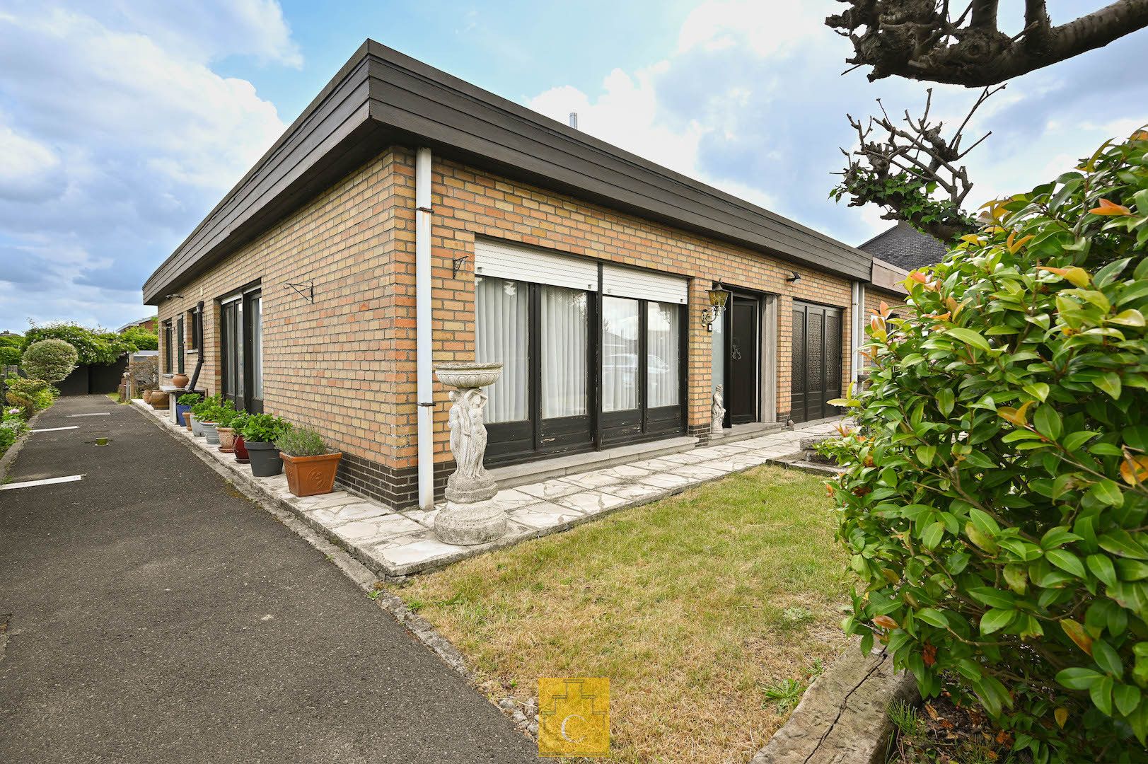 charmante driegevelbungalow met tuin en garage in hartje Loppem foto 24
