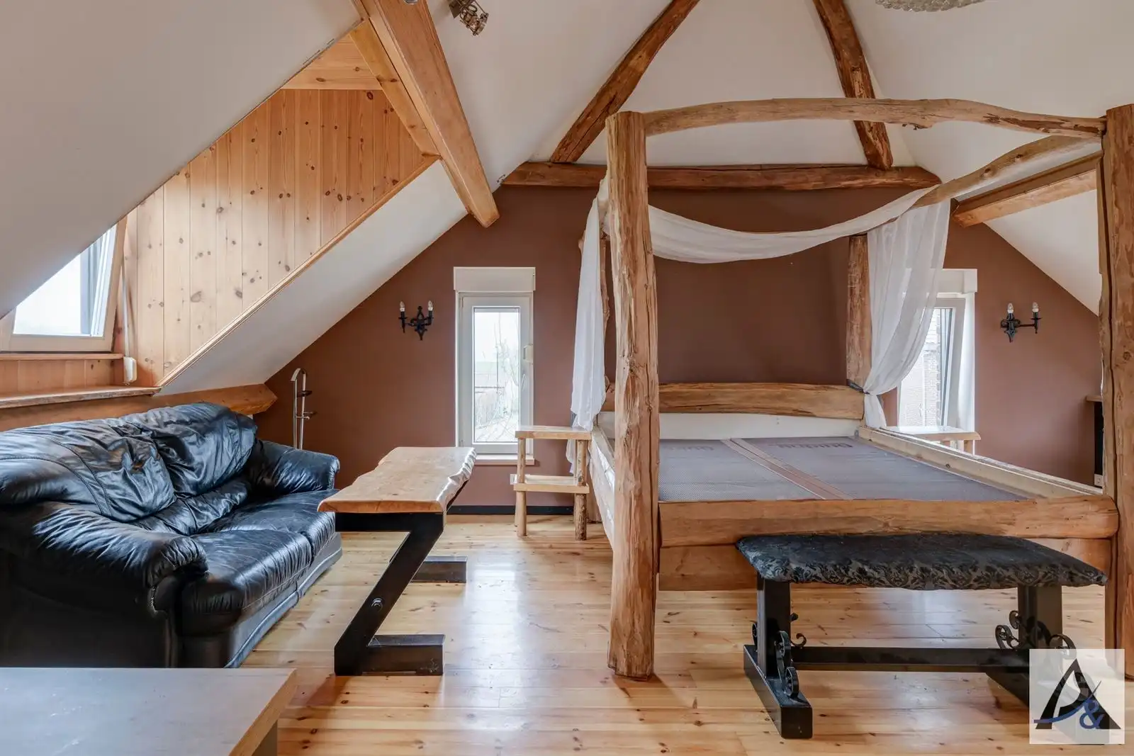 Bijzondere eigendom met woon- en werkmogelijkheden in het pittoreske Kessenich foto 38