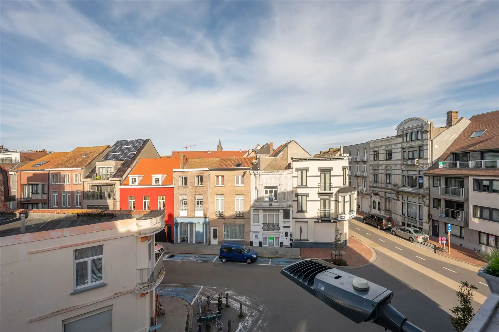 Ruime, volledig gerenoveerde herenwoning met 6 kamers foto 42