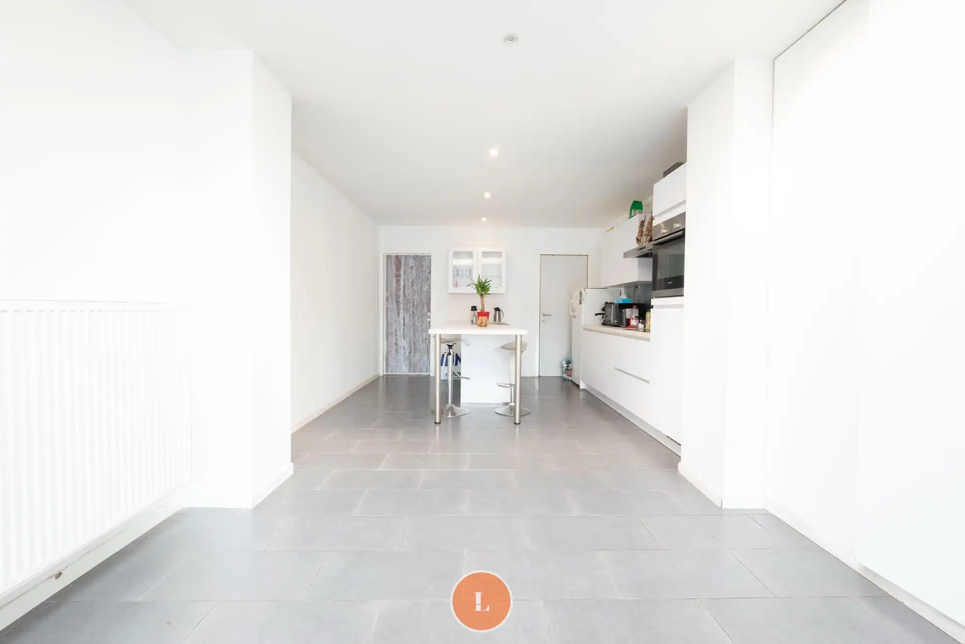 Instapklare, verzorgde woning met 4 slaapkamers en tuin foto {{pictureIndex}}