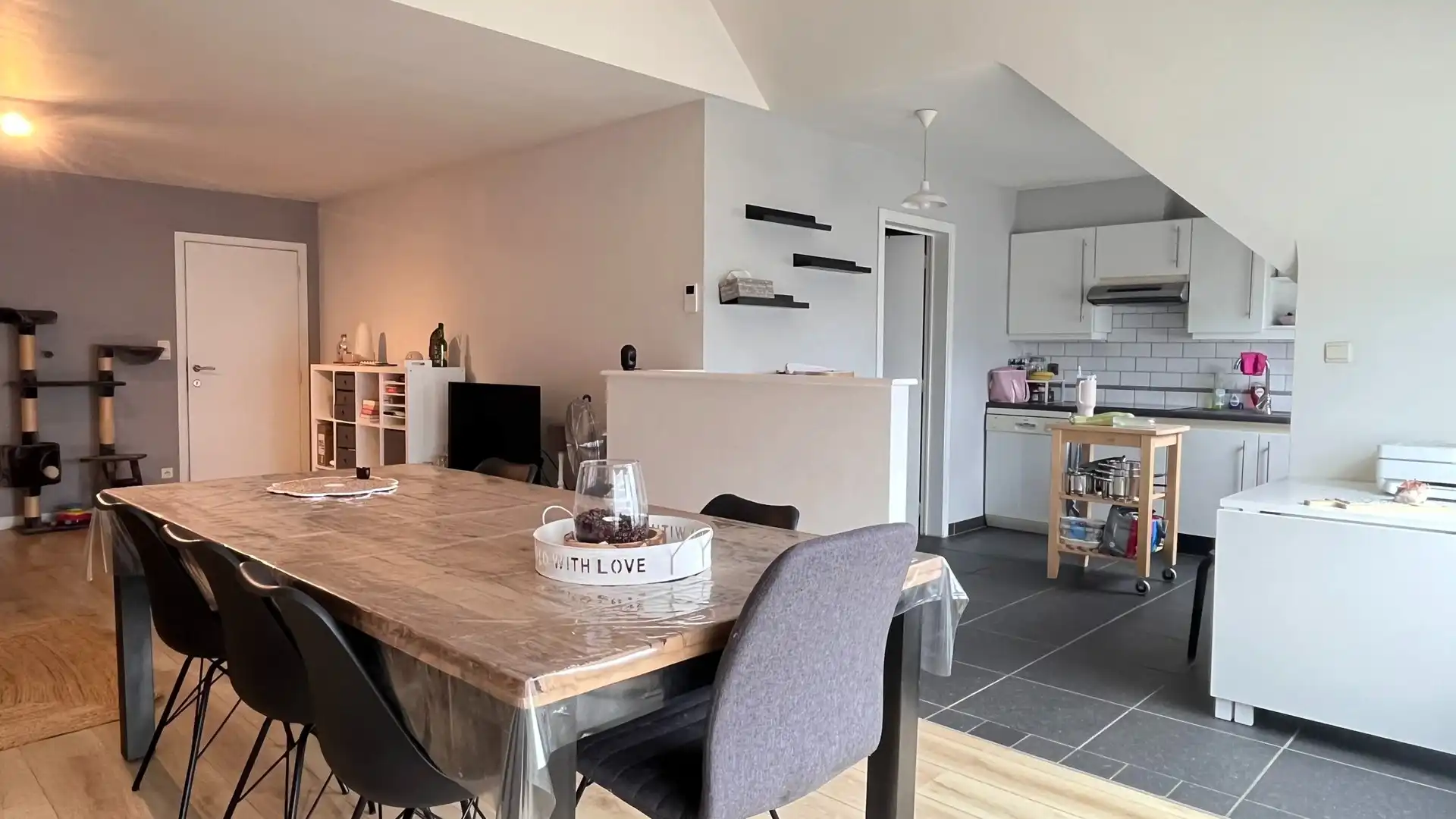 Appartement met 2 slaapkamers in het centrum van Opglabbeek foto 5