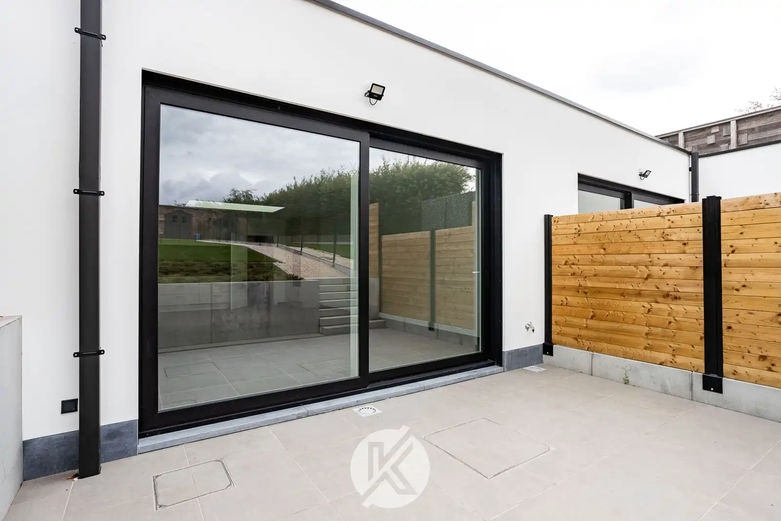 Gerenoveerde woning met moderne afwerking foto 21