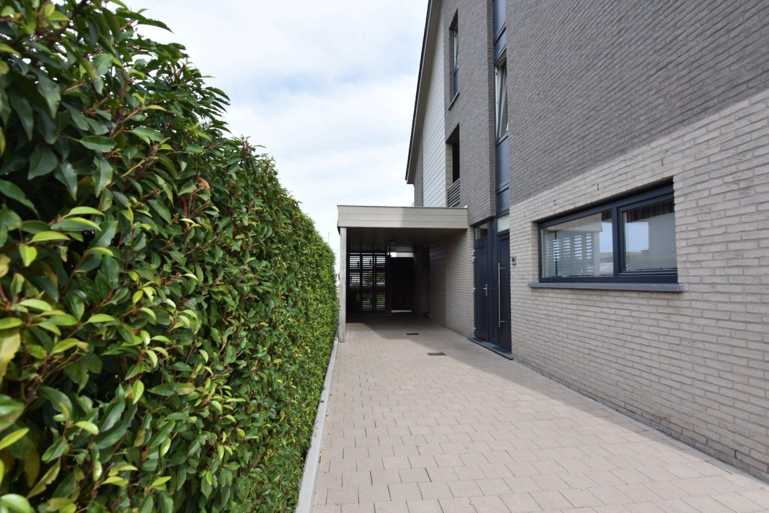 Heel ruime 3-slpk woonst in Oekene foto 24