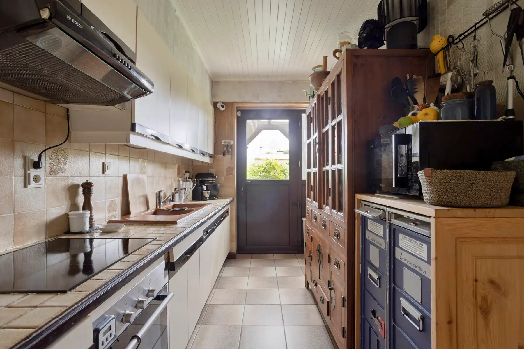 Rustig gelegen woning in verkeersluwe straat. foto 10