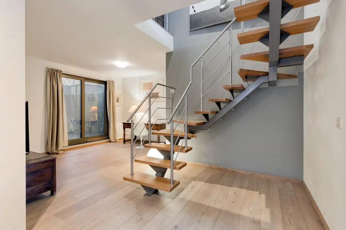 Groot zonnig duplex dakappartement met drie terrassen, twee slaapkamers, twee badkamers en parking. foto 16