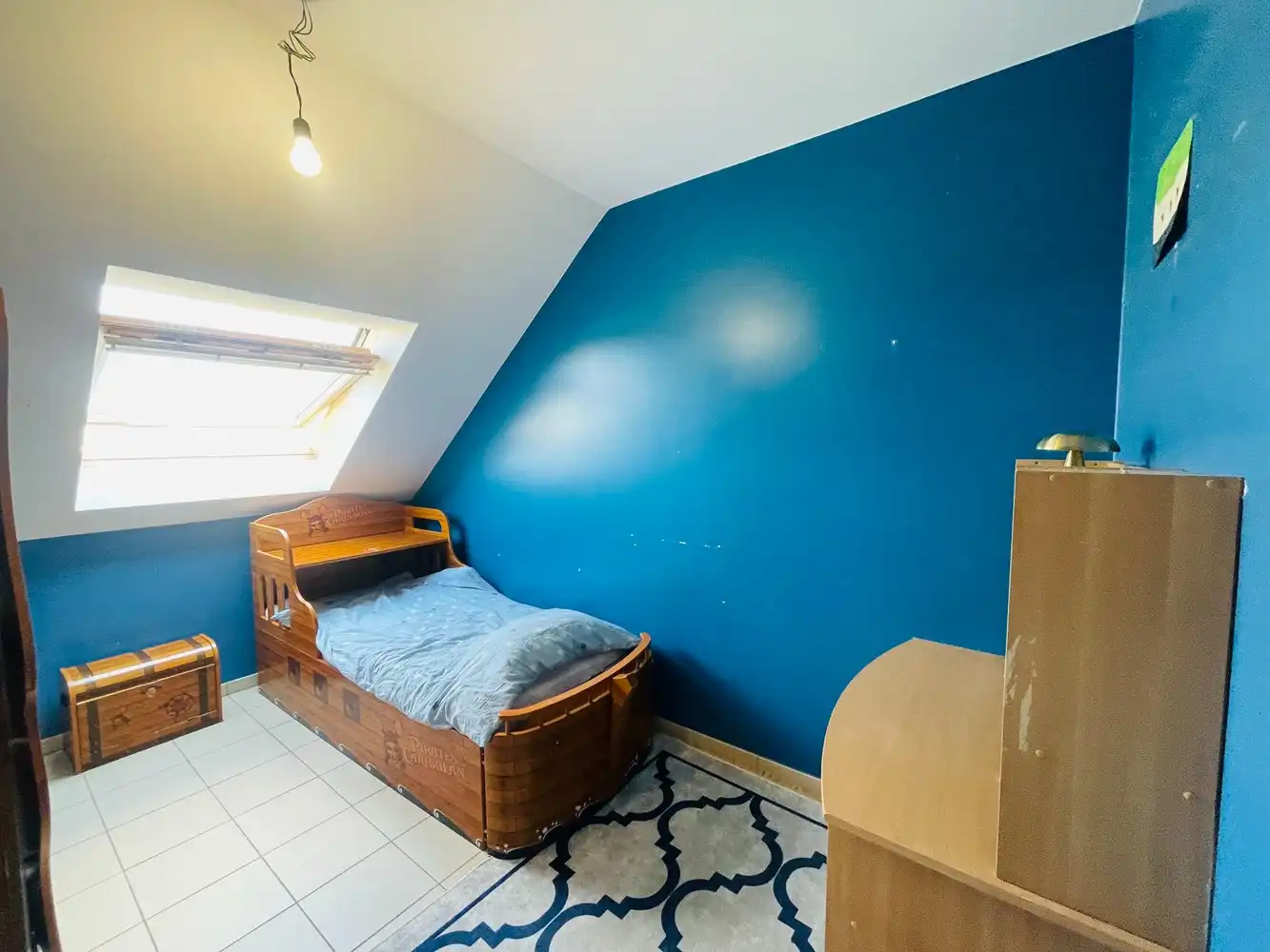 Waardamme , rustige residentiële ligging , RECENT gebouwde LICHTRIJKE ENERGIEZUINIGE woning met 4 SLAAPKAMERS, omheinde TUIN, OPRIT EN GARAGE. foto 13