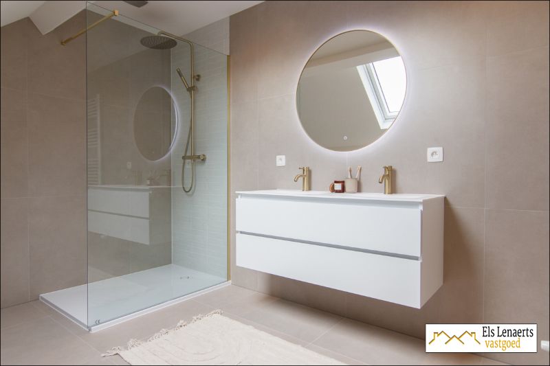 Prachtig gerenoveerde woning op topligging! foto 26