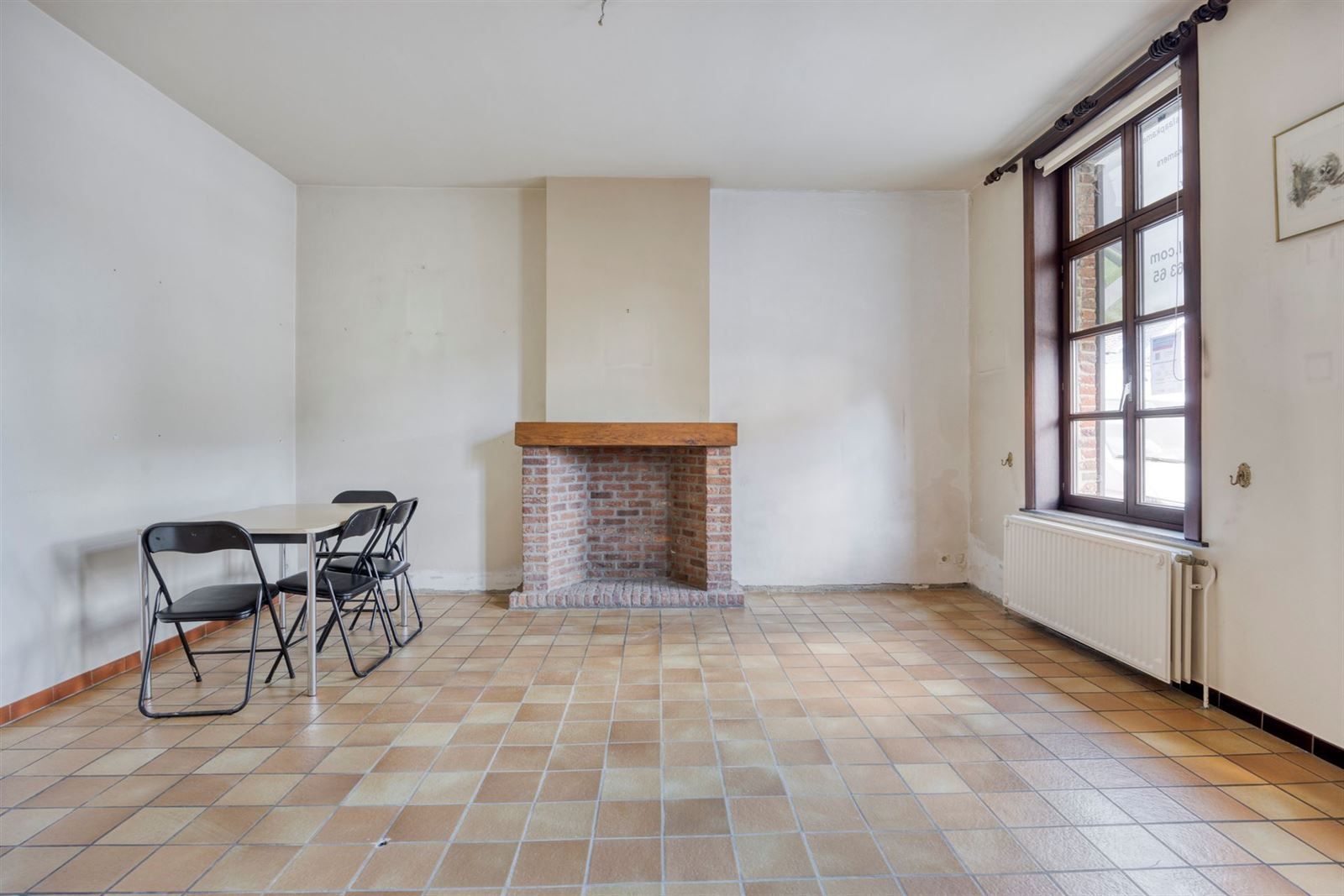 Woning met 3 slaapkamers, tuin en 2 staanplaatsen foto 4
